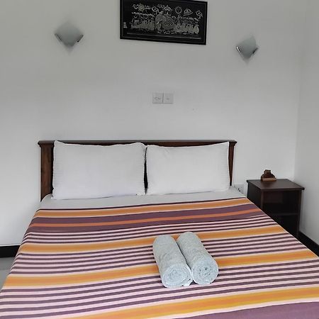 Kelum Homestay Канді Екстер'єр фото