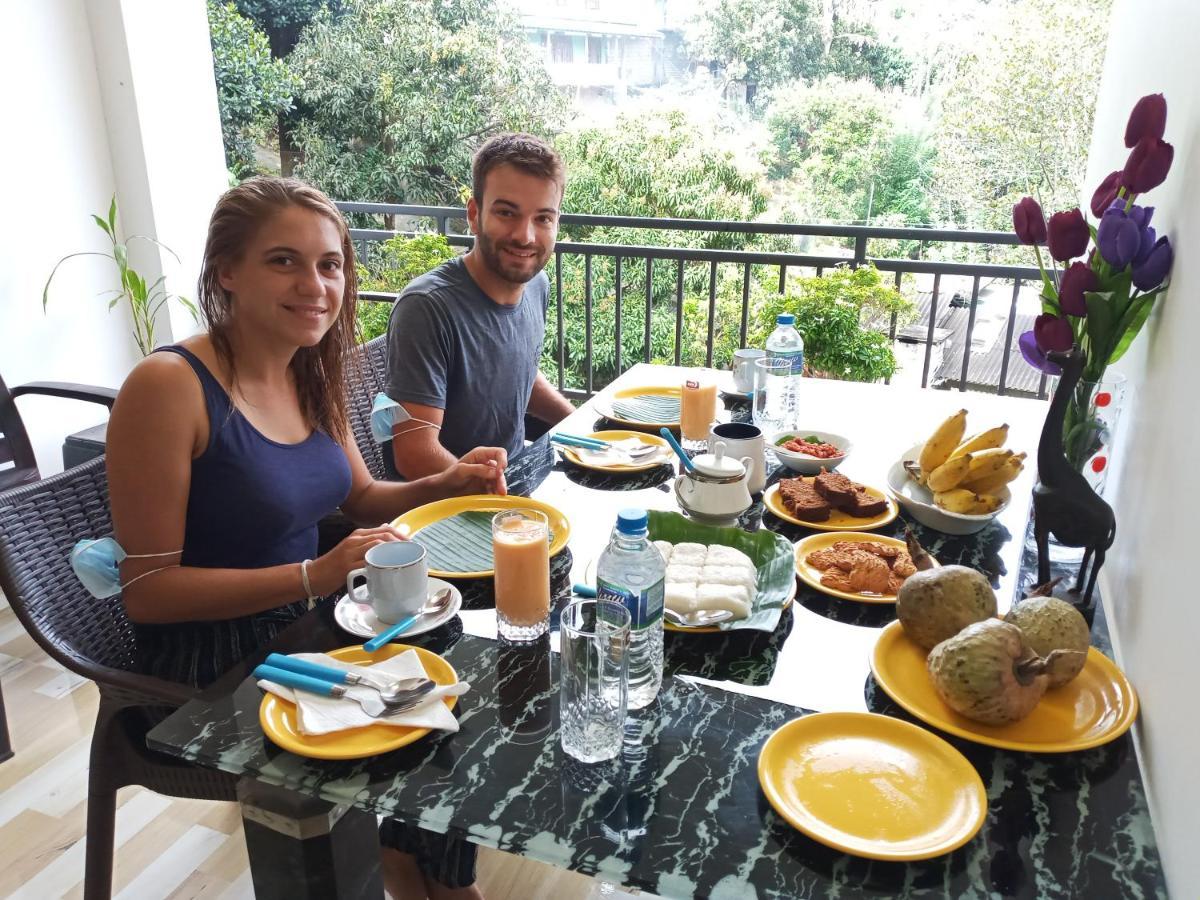 Kelum Homestay Канді Екстер'єр фото