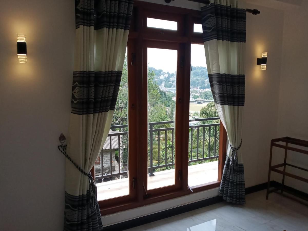 Kelum Homestay Канді Екстер'єр фото