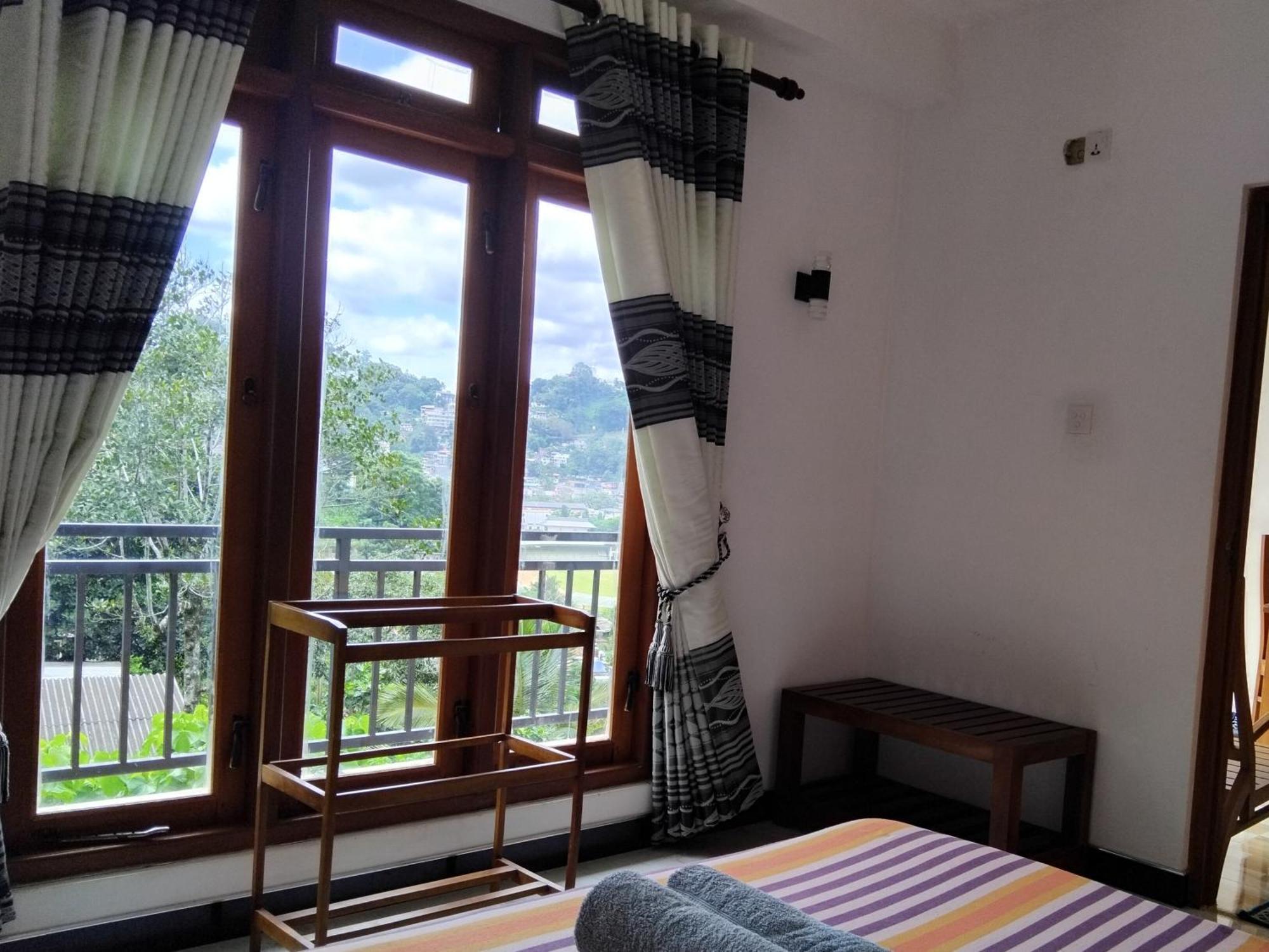 Kelum Homestay Канді Екстер'єр фото