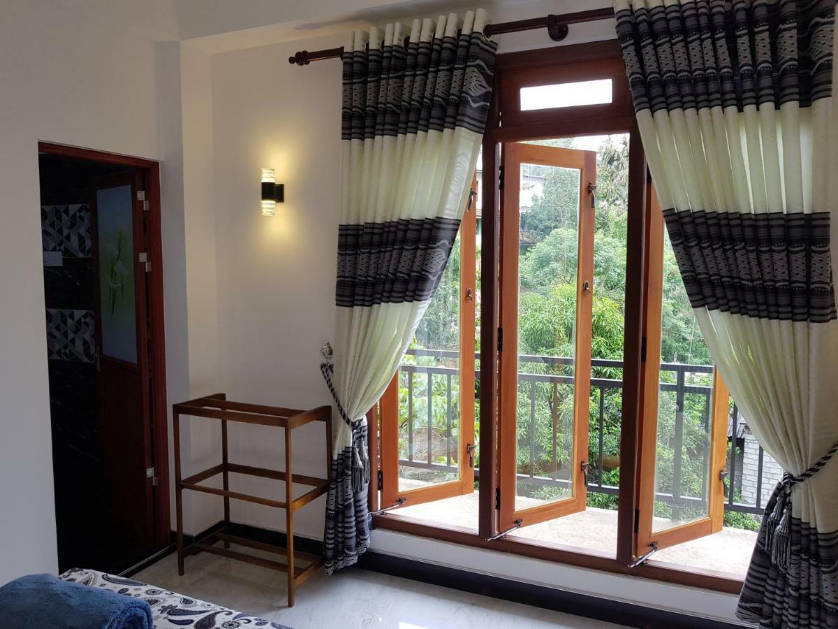 Kelum Homestay Канді Екстер'єр фото